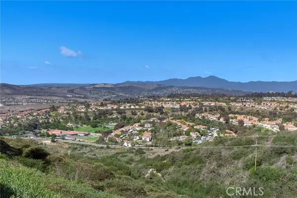 San Clemente, CA 92672,715 Calle Monserrat