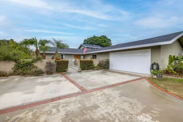 Anaheim, CA 92804,9521 Random Drive