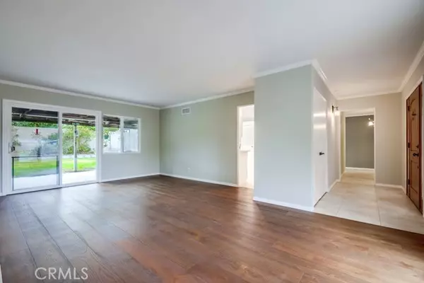 Anaheim, CA 92804,9521 Random Drive