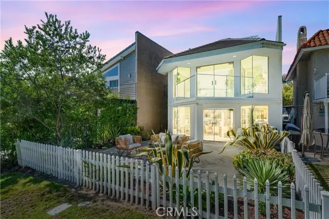 Lake Forest (el Toro), CA 92630,21886 Winnebago