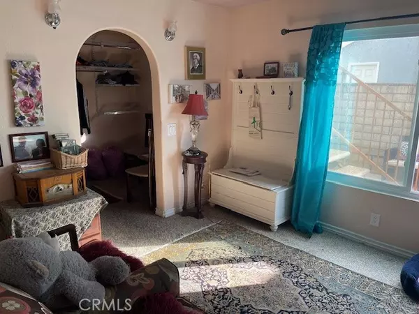 Riverside, CA 92507,5175 Chapala Dr.