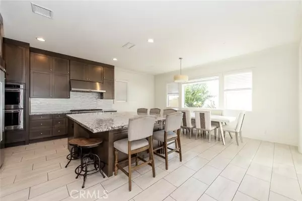 Lake Forest (el Toro), CA 92630,23 Manzanillo