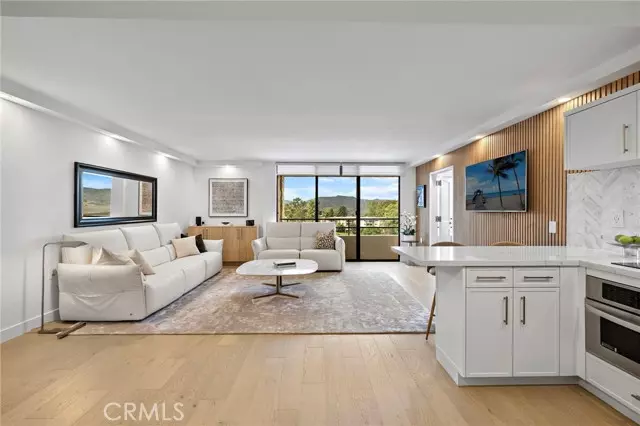 24055 Paseo Del Lago #1063, Laguna Woods, CA 92637