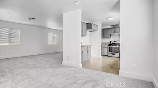 Los Angeles, CA 90003,330 E 101st Street