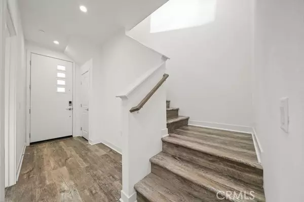 Anaheim, CA 92805,1422 S Urbana