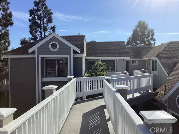 4682 Warner, Huntington Beach, CA 92649