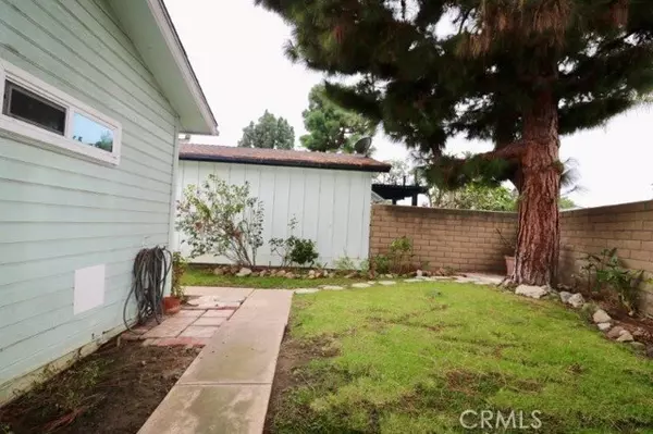 Santa Ana, CA 92705,2544 Forrest Lake #20