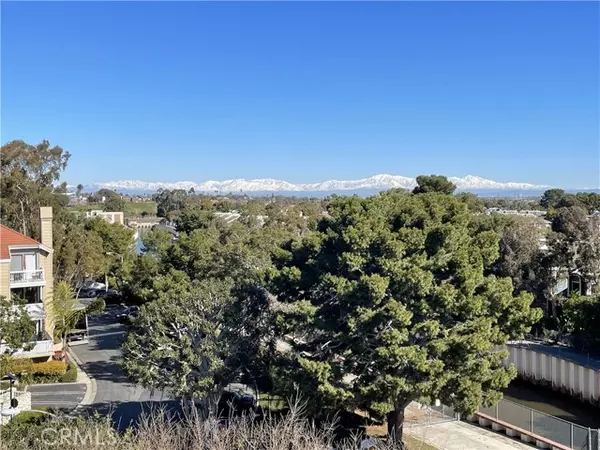 Huntington Beach, CA 92646,20331 Bluffside Circle #A411