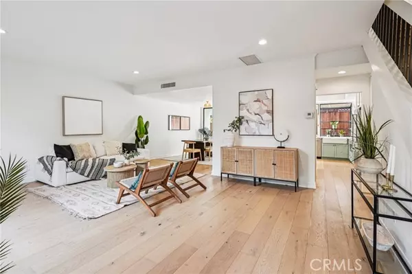 Santa Monica, CA 90402,713 9th Street #3