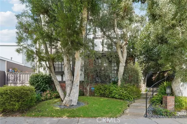 Santa Monica, CA 90402,713 9th Street #3