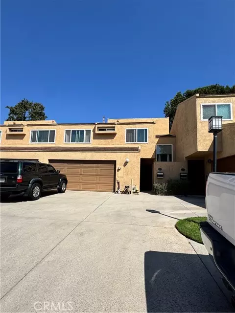 Yorba Linda, CA 92886,4774 Serrente Plaza