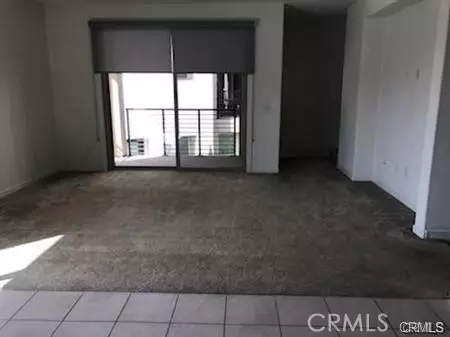 Irvine, CA 92618,167 Cadence