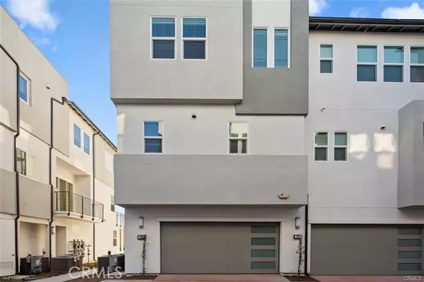 1722 W Bushell, Anaheim, CA 92805