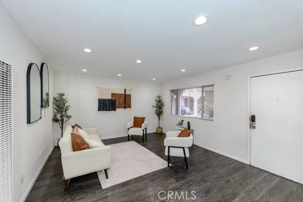 Huntington Park, CA 90255,6100 Rugby Avenue #108