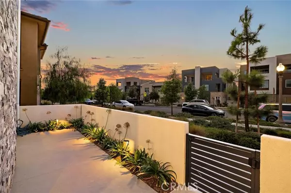 Irvine, CA 92618,116 Zawn