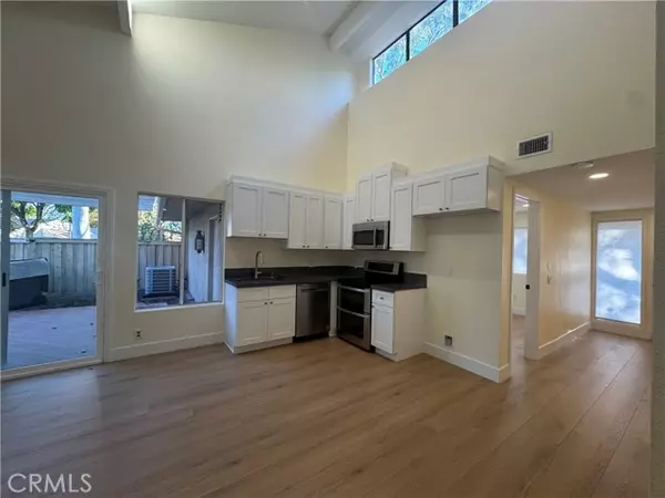 17301 Peach, Irvine, CA 92612