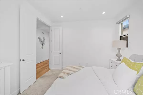 Irvine, CA 92620,67 Runner