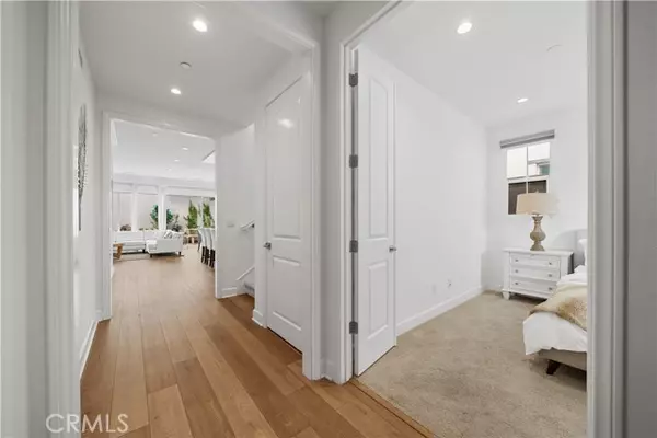 Irvine, CA 92620,67 Runner