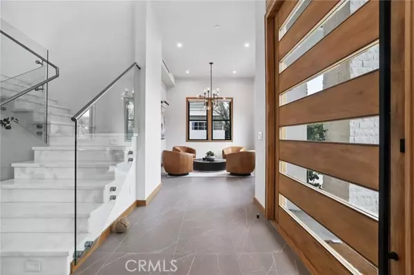 Huntington Beach, CA 92648,1828 Pine