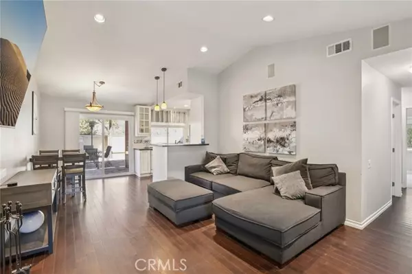 Lake Forest (el Toro), CA 92630,27191 Valleymont