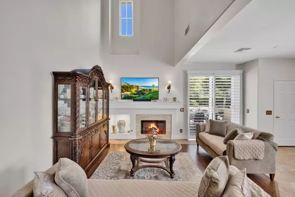 Rancho Santa Margarita, CA 92688,206 Via Vicini