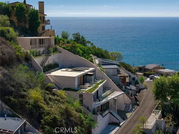 Laguna Beach, CA 92651,840 Gainsborough Drive