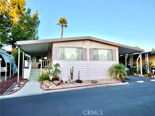 Lake Forest (el Toro), CA 92630,24001 Muirlands Boulevard #56