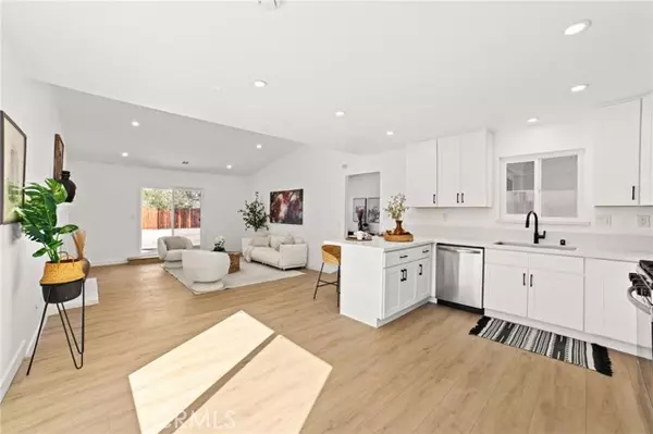 12764 Amber Creek Circle, Victorville, CA 92395