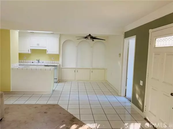 Laguna Woods, CA 92637,2276 VIA MARIPOSA EAST #R