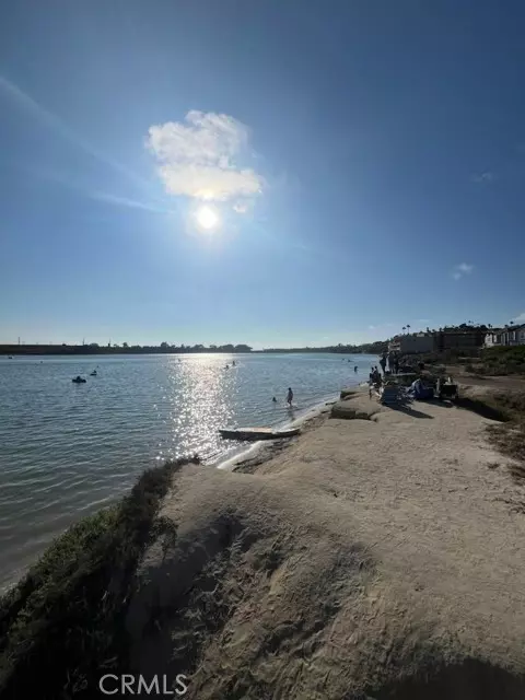 Carlsbad, CA 92008,2513 Delphinium