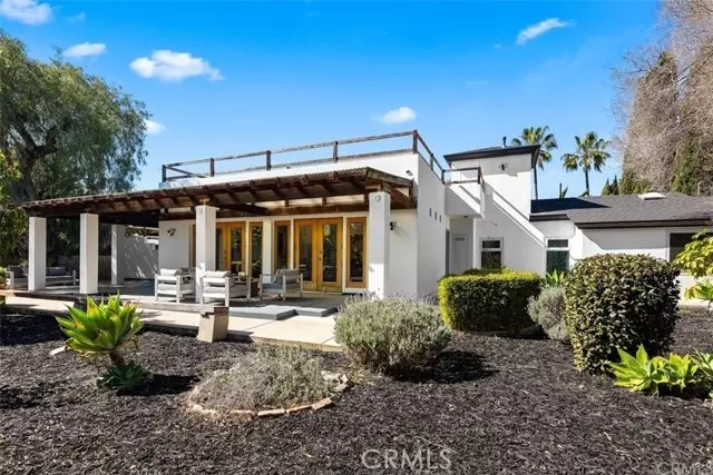 2207 Golden Circle, Newport Beach, CA 92660