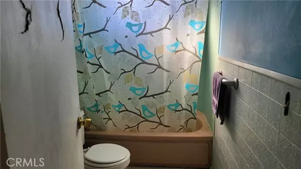 Azusa, CA 91702,5724 N Galanto