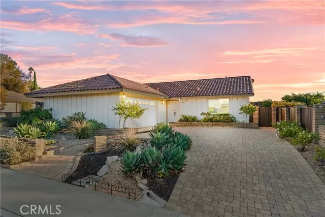 Mission Viejo, CA 92691,26392 Alhondra