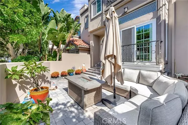 Huntington Beach, CA 92648,19305 Champion Lane