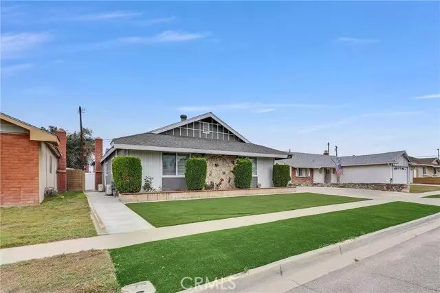 15891 King, Westminster, CA 92683