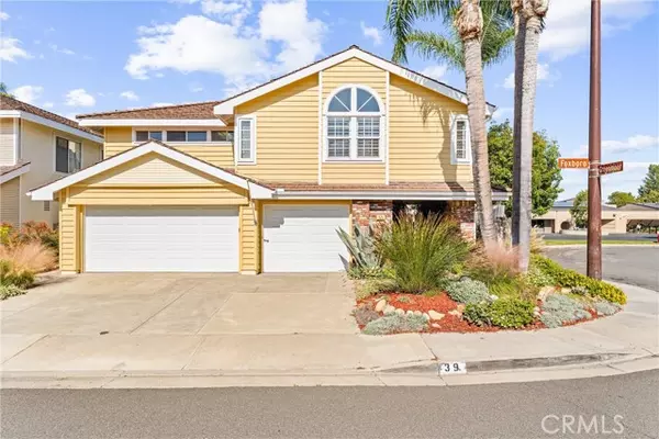 39 Foxboro, Irvine, CA 92614