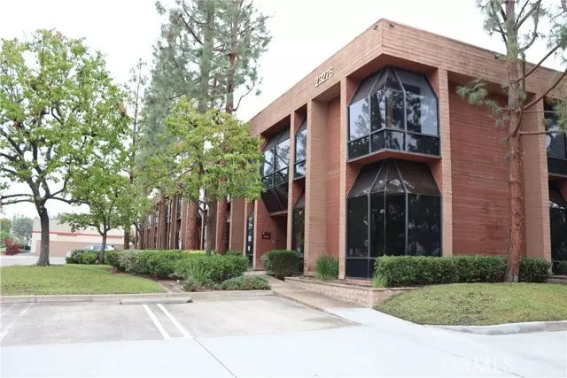 23276 S Pointe Drive, Laguna Hills, CA 92653