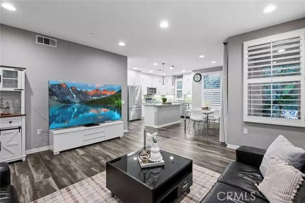 Irvine, CA 92618,88 Capricorn