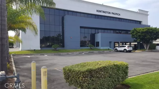 18377 Beach Blvd., Huntington Beach, CA 92648