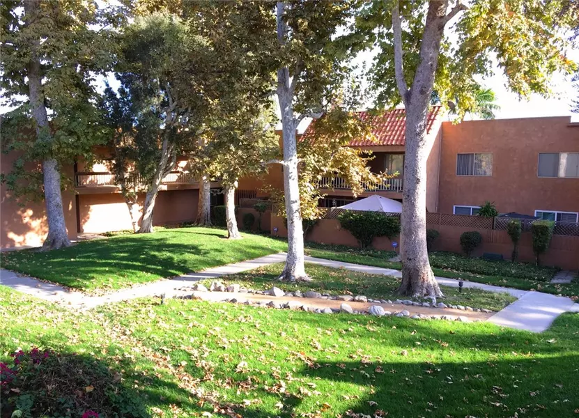 6600 Warner Avenue #248, Huntington Beach, CA 92647