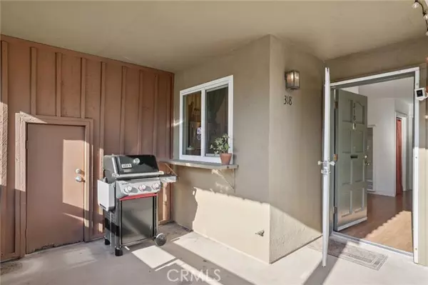 Santa Ana, CA 92707,1001 W Stevens #318