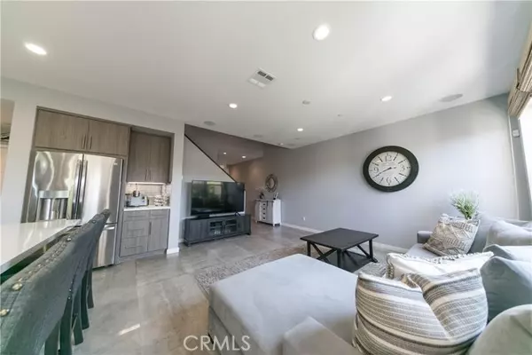 Lake Forest (el Toro), CA 92630,308 Finch