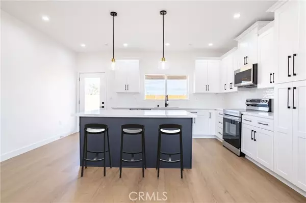 California City, CA 93505,8413 Viburnum Avenue