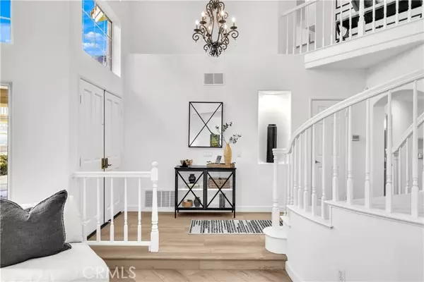 Aliso Viejo, CA 92656,24 Sandbridge