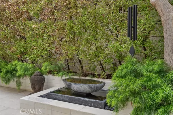 Corona Del Mar (newport Beach), CA 92625,319 Jasmine