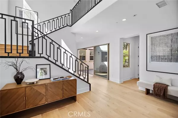 Irvine, CA 92620,51 Fenway