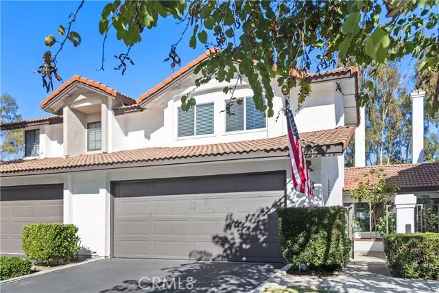 24 Shadow Hill Ln, Laguna Hills, CA 92653