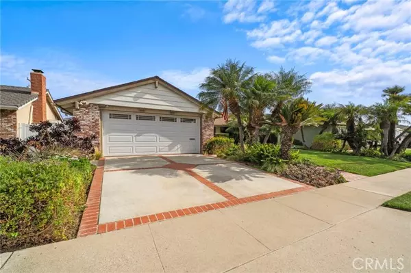 Fountain Valley, CA 92708,17384 Oak Street