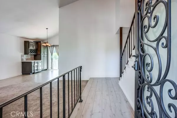 Ontario, CA 91761,2708 S Parkside