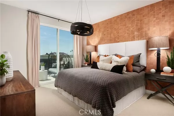 La Habra, CA 90631,334 E William Way